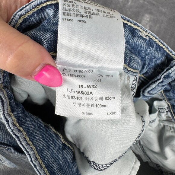 DENIZEN From Levi’s MOM SHORTS Size 15 W32 Distressed Denim Cuffed Juniors Women - Picture 8 of 10